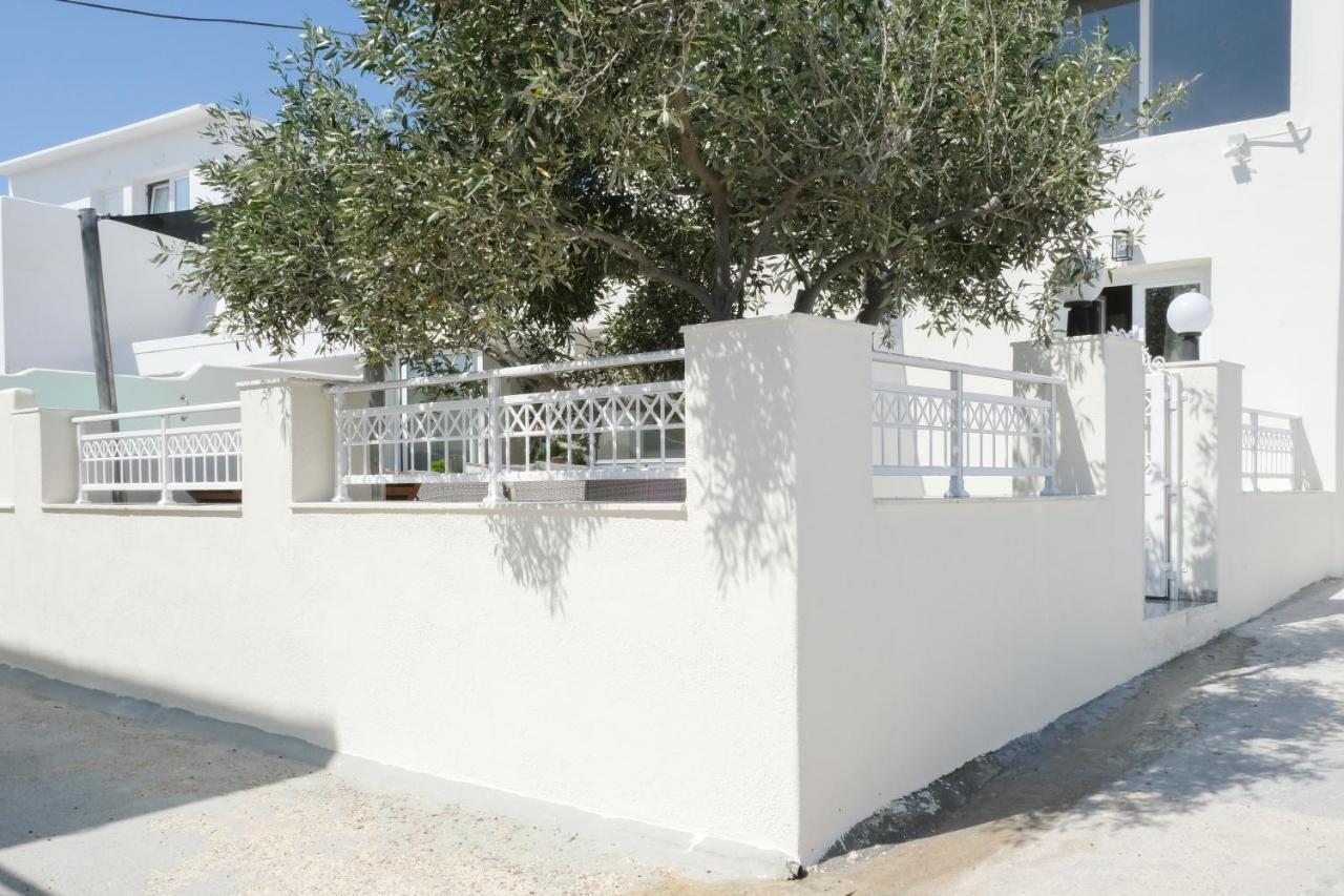 Residence By Georgia Studios Fira  Eksteriør billede